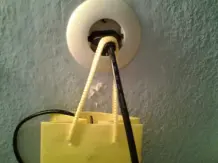 Halterung für das Handy zum Aufladen