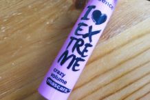 Mascara "I love extreme" Crazy Volume von Essence