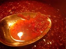 Weinrote Quittenmarmelade mit Orangen