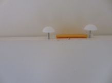 Deko an Wohnungstür befestigen