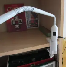 LED-Klemmleuchte für Schreibtisch und Bügelbrett