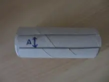 Toilettenrollen werden zur Geschenkverpackung
