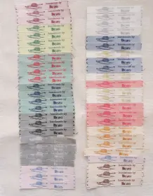 Namensetiketten unterstreichen ein Unikat