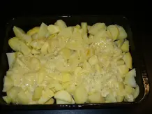 Gemüseauflauf mit Grillbratwurst