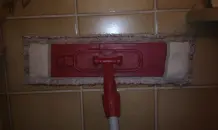 Rauchbelag von Holzdecken/Wänden einfach entfernen