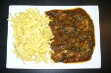 Deftiges Biergulasch