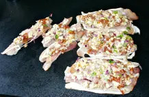 Putenrolle mit getrockneten Tomaten und Schafskäse