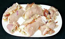 Putenrolle mit getrockneten Tomaten und Schafskäse