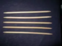 "Leichter" in Runden stricken mit Nadelspiel aus Holz