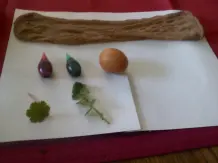 Ostereier mit Naturmaterialien färben und verzieren