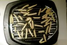 Pommes kalorienarm und knusprig zubereiten