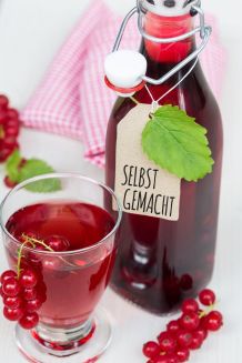 Fruchtsirup ganz einfach selber herstellen