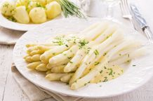 Spargel schnell garen - puristisch im Geschmack