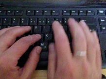 Hände clever eincremen im Büro