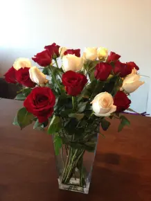 Rosen bleiben mit Zucker länger frisch