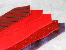 Zerknitterte Krawatten
