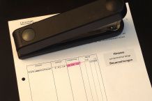 Wichtige Schreiben nicht auf überfüllte Schreibtische legen