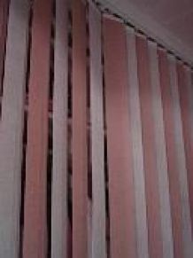 Einbauschrank mit Lamellenvorhang