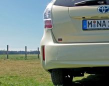 Klarlackschaden am Auto