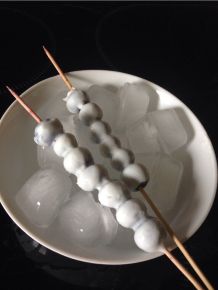 Heidelbeer-Joghurt-Eisspieße