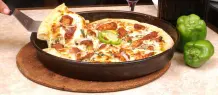 Tiefgefrorene Pizza aus der Pfanne