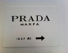 Prada Marfa auf Leinwand selber machen