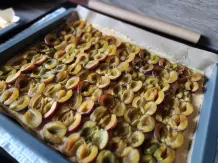 Pflaumenkuchen vom Blech mit Butterstreuseln