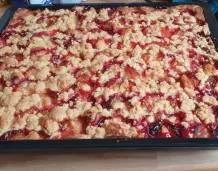 Pflaumenkuchen vom Blech mit Butterstreuseln