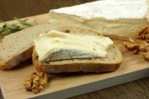 Warmes Camembert Brot