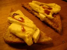 Warmes Camembert Brot
