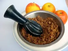 Apfelauflauf mit Roggenbrot
