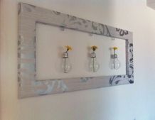 Schöne Wanddeko mit Glühbirnen