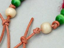 Lederkette mit Perlen und Schlaufen schnell gemacht