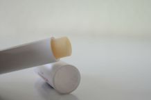 Gummidichtungen am Auto pflegen