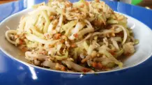 Zucchinispaghetti mit Rosmarin-Mandel-Butter