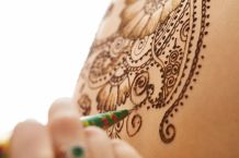Chemotherapie-Tipp bei Haarausfall - Henna Tattoo