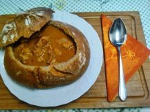 Gebundene Gulaschsuppe