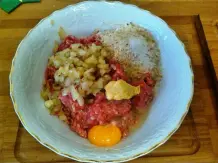 Linsensuppe mit Hackfleischklöße und Gemüse