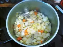 Saftgulasch mit Nudeln oder Kartoffeln
