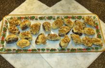 Marzipan-Datteln mit weißer Schokolade und Walnuss