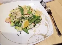 Avocado-Reis-Pfanne mit Garnelen