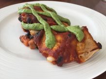 Enchilada mit Süßkartoffeln und schwarzen Bohnen
