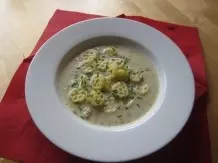 Schnelle Käse-Lauch-Suppe mit Hackfleisch