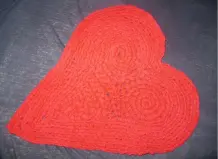 Herzen häkeln: Teppich oder Topflappen