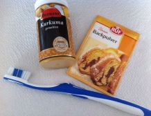 Zähne natürlich aufhellen mit Kurkuma