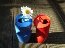 Dosenvase: Vasen aus Getränkedosen ~ Upcycling