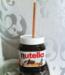 Origineller Spitzer aus einem Nutella Glas
