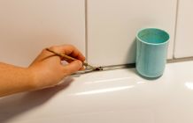 Acryl/Silikonfugen glänzend machen