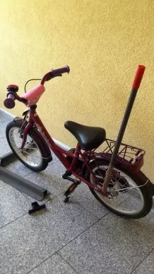 Kindern einfacher das Fahrradfahren beibringen