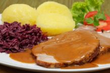 Feine Soße aus Päckchen Fertigsoße